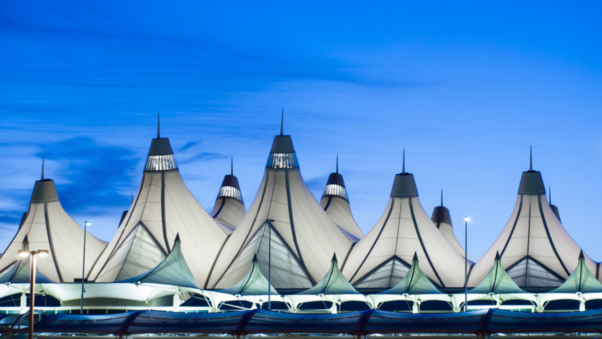 Denver International Airport (DEN) Car Rental Guide | AutoSlash