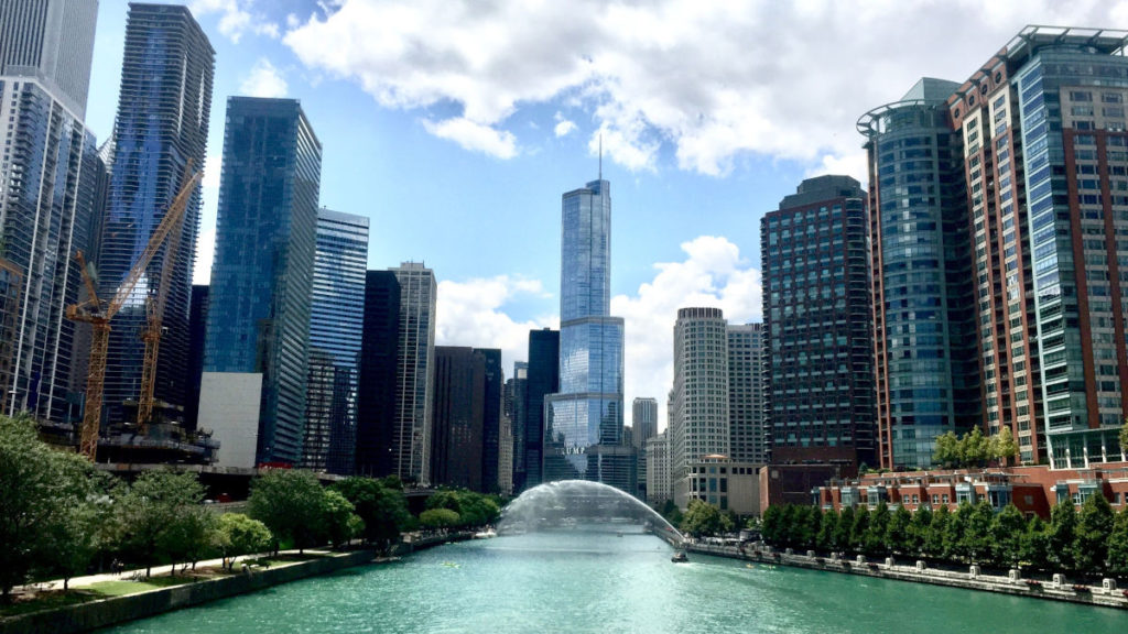 Finding Parking in the Chicago Loop When You're Renting