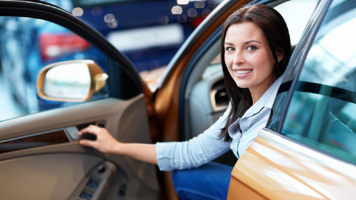 What are the advantages of car rental services?
