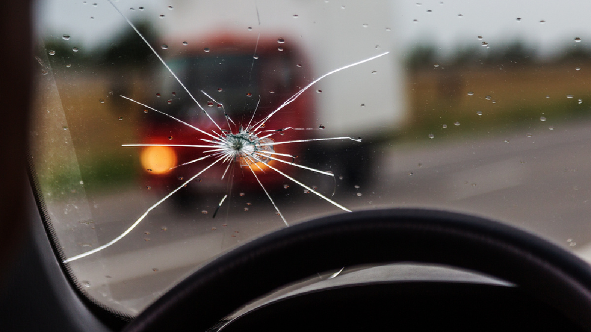Rental Car Nightmare: Are You On The Hook For A Windshield Crack?